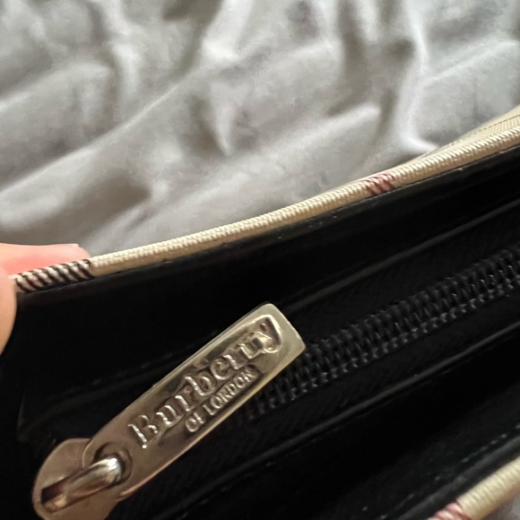 Authentic Burberry vintage bag - Picture 7 of 8